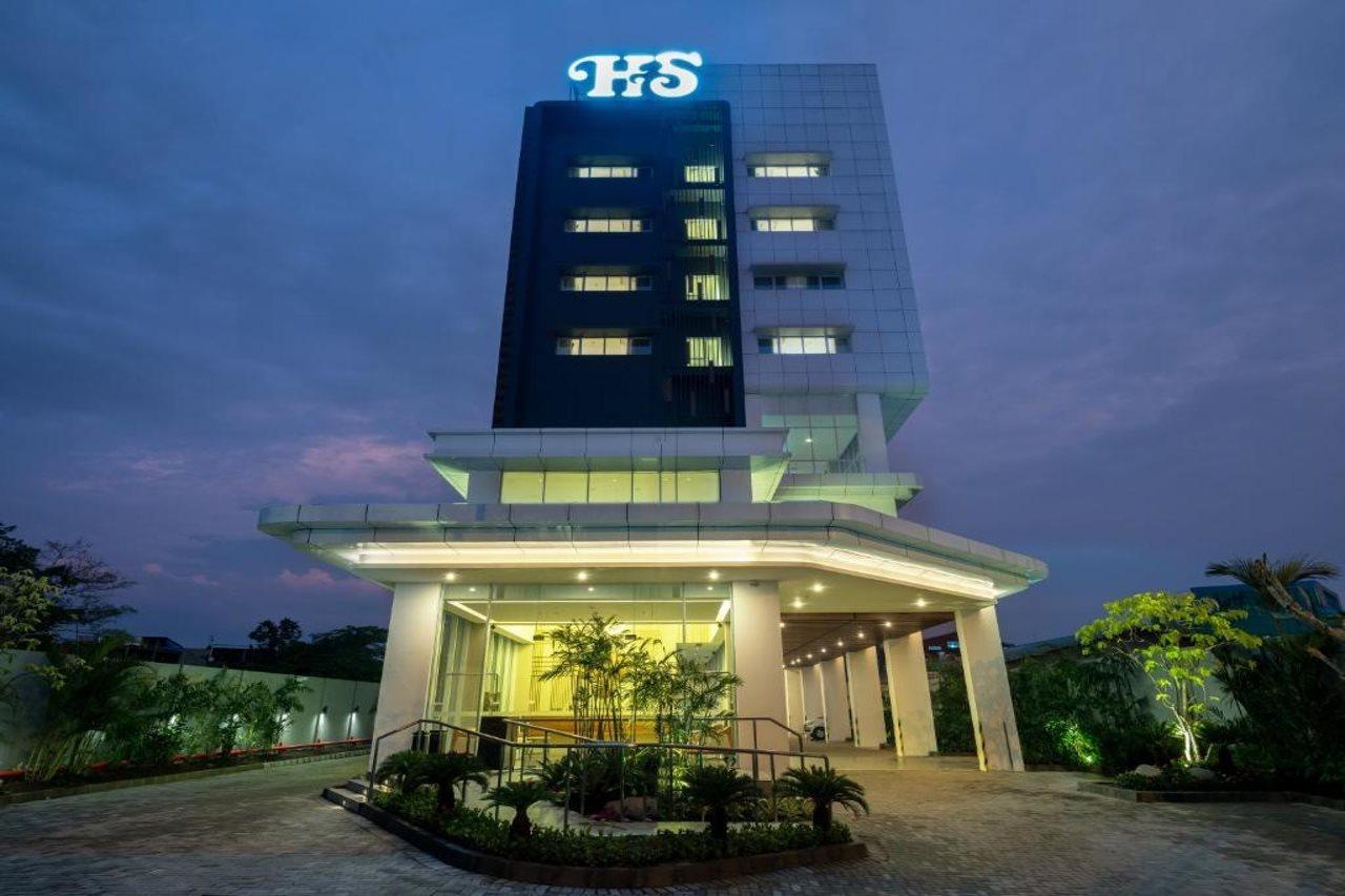 Hotel Santika Pasir Koja Bandung Exterior photo